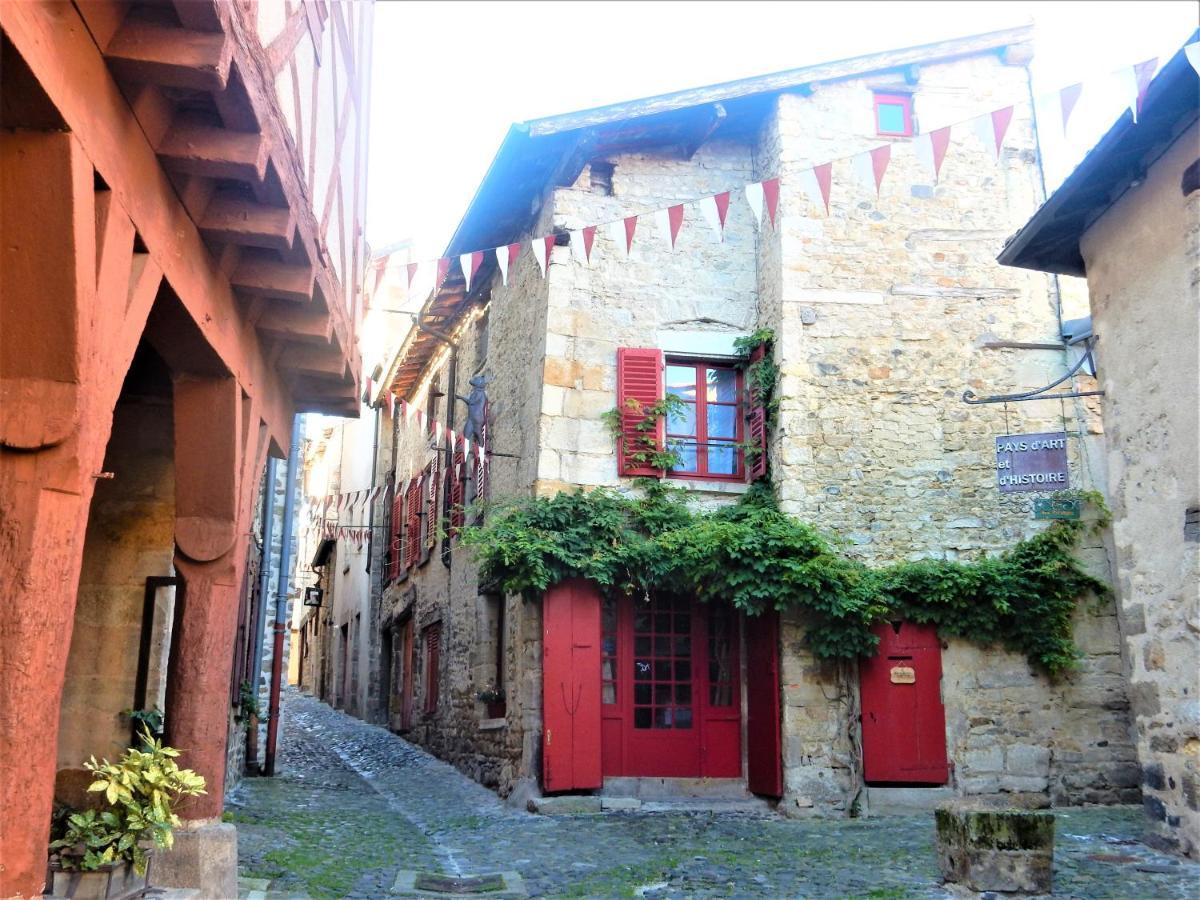 Le Logis D'Hestia Apartment Billom Exterior photo